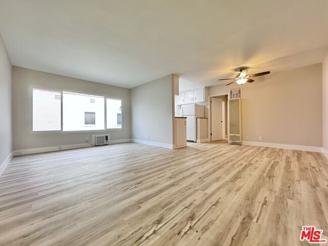 1037 S Shenandoah St in Los Angeles, CA - Building Photo - Building Photo