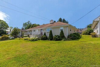 46 Sylvan Rd in Port Chester, NY - Building Photo - Building Photo