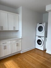 123-127 Summit Ave in Summit, NJ - Foto de edificio - Building Photo