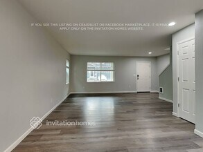 3651 London Loop NE in Lacey, WA - Building Photo - Building Photo