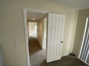 2704 Stonehaven Ct in Irving, TX - Building Photo - Building Photo