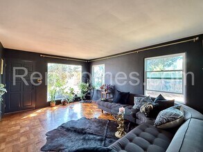 3839 Jodi St in San Diego, CA - Building Photo - Building Photo