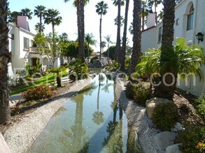 9362 Twin Trails Dr in San Diego, CA - Building Photo - Building Photo