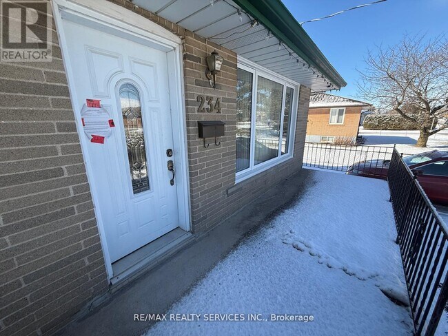 234 Morden Rd in Oakville, ON - Building Photo - Building Photo