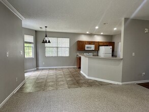 8017 Hill-N-Dale Dr in Kernersville, NC - Building Photo - Building Photo