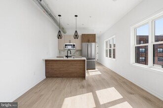 209 New St in Philadelphia, PA - Foto de edificio - Building Photo