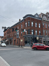 216 Main St in Saugerties, NY - Building Photo - Building Photo