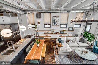 1413 Swann St NW in Washington, DC - Building Photo - Building Photo