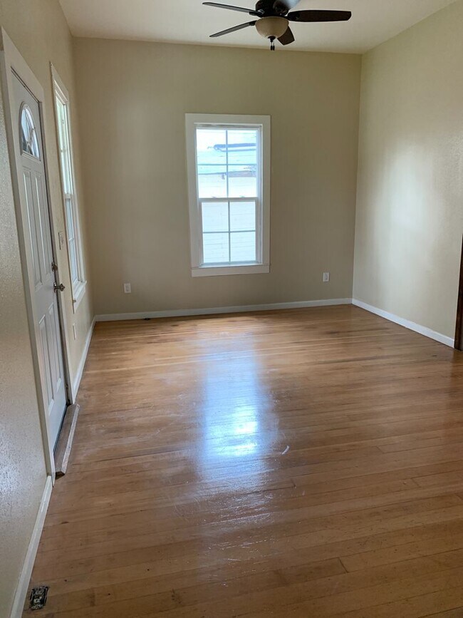 13300 US101 Rentals in Hopland, CA