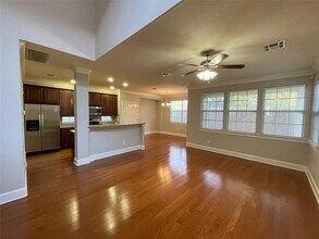 6715 Windrift Way in Austin, TX - Building Photo - Building Photo