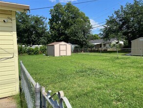 5300 Ira St in Haltom City, TX - Building Photo - Building Photo
