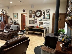 200 Foster Adams Ln in Springtown, TX - Building Photo - Building Photo