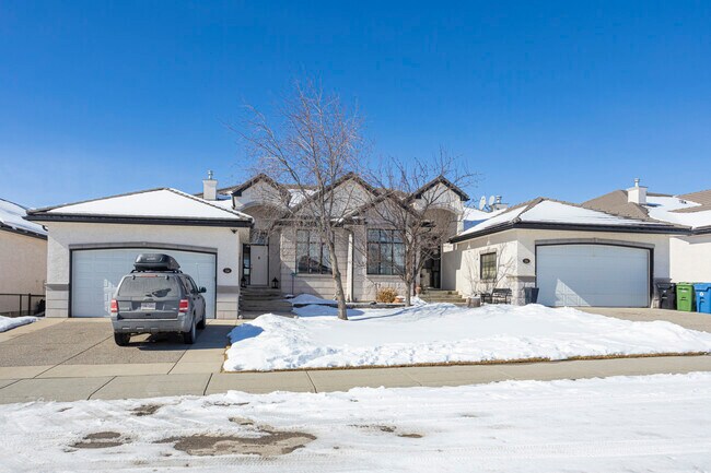 24 Arbour Crest NW in Calgary, AB - Building Photo - Building Photo