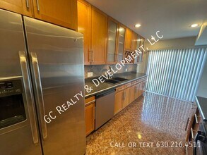 1956 Hastings Dr in Hoffman Estates, IL - Building Photo - Building Photo