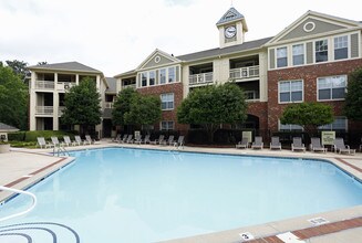 Crescent Arbors Apartment Homes in Cary, NC - Foto de edificio - Other