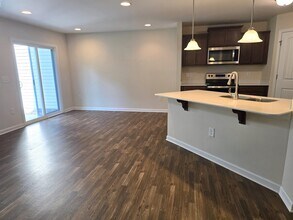 3859 Copperfield Ct in Jamestown, NC - Building Photo - Building Photo