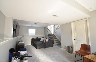 8815 NE 117th St in Kansas City, MO - Building Photo - Building Photo
