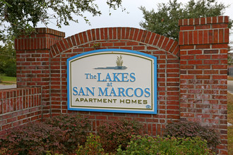 The Lakes at San Marcos Apartments in Tallahassee, FL - Building Photo - Building Photo