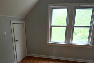 9248 S Lowe Ave in Chicago, IL - Building Photo - Building Photo