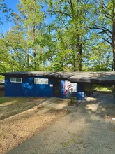 17 Windsor Dr in Little Rock, AR - Foto de edificio - Building Photo