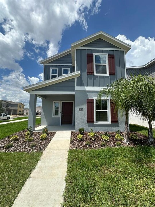 2751 Vitality Wy in Clermont, FL - Building Photo