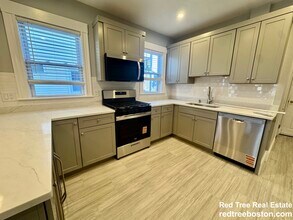 69 Turner St, Unit 1 in Boston, MA - Building Photo - Building Photo
