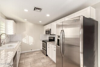 2003 N Los Arboles Ct in Chandler, AZ - Building Photo - Building Photo