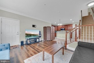 20661 Sibbald Square in Ashburn, VA - Building Photo - Building Photo