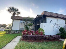 92 Windtree Ln in Winter Garden, FL - Building Photo