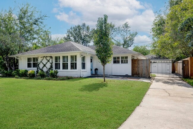 3511 Broadmead Dr in Houston, TX - Building Photo - Building Photo