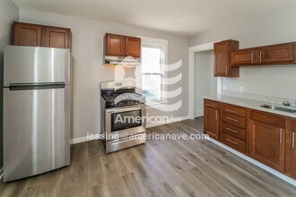 1715 Albert St in Racine, WI - Building Photo - Building Photo