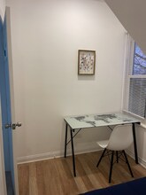 4926 W Medill Ave in Chicago, IL - Foto de edificio - Building Photo