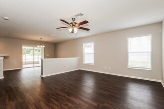 10904 Golden Silence Dr in Riverview, FL - Building Photo - Building Photo