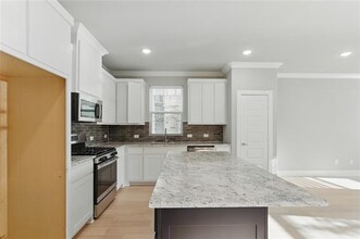 2617 Tanager St in Fort Worth, TX - Foto de edificio - Building Photo