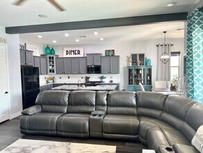 13714 S 176th Ave in Goodyear, AZ - Building Photo - Building Photo