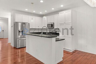 18507 26th Ave SE in Bothell, WA - Foto de edificio - Building Photo