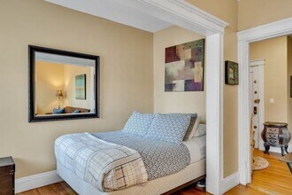 11 Park Dr in Boston, MA - Building Photo - Building Photo