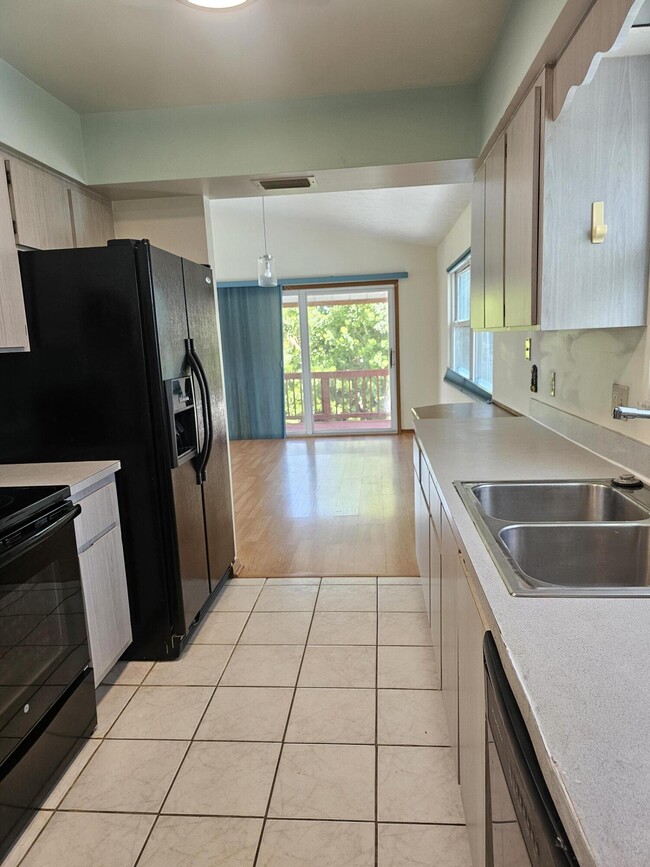 1801 St Lucie Ct in Fort Pierce, FL - Building Photo - Building Photo