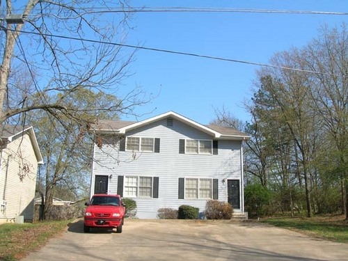 205 Maret St in Hartwell, GA - Building Photo