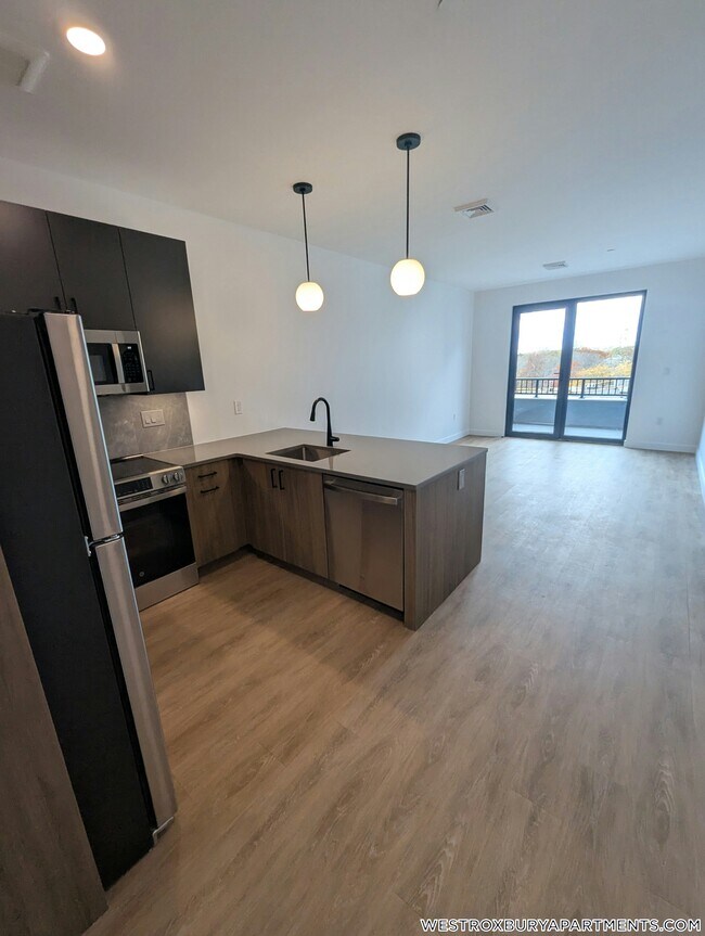 199 Gardner St in Boston, MA - Foto de edificio - Building Photo