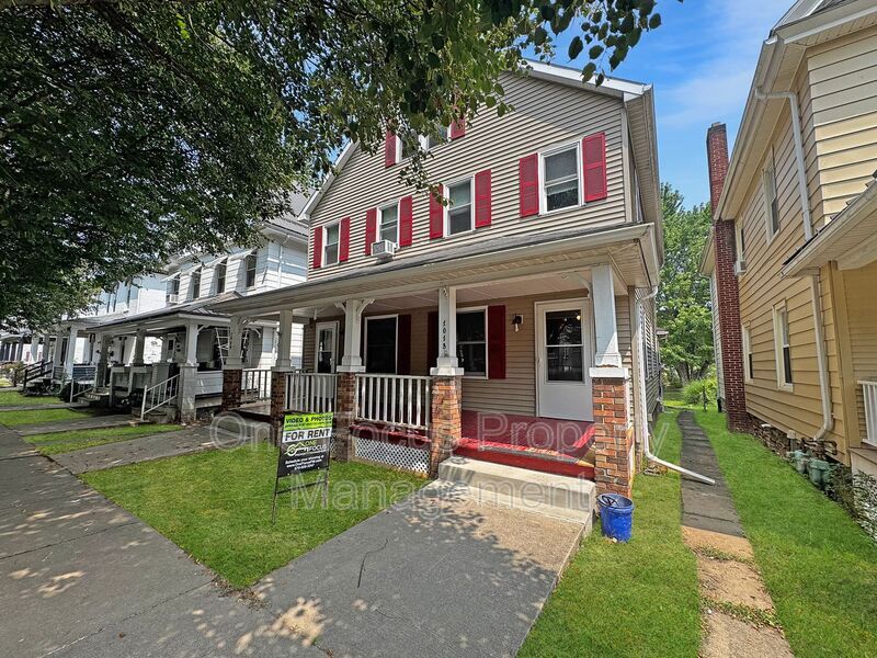 1018 Baldwin St in Williamsport, PA - Building Photo