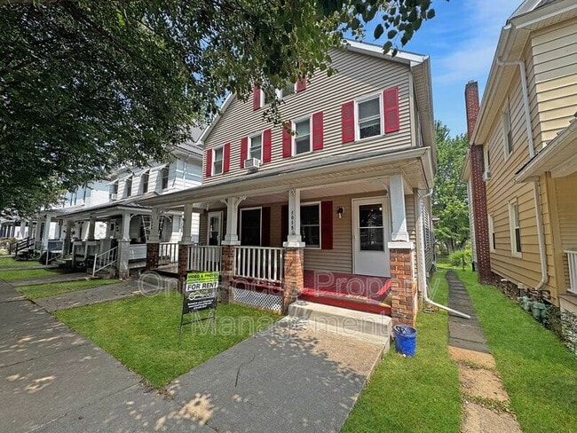 property at 1018 Baldwin St
