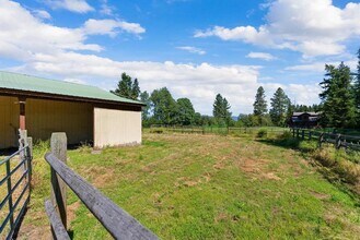985 Jellison Rd in Columbia Falls, MT - Building Photo - Building Photo