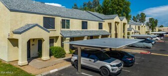 7801 N 44th Dr in Glendale, AZ - Building Photo