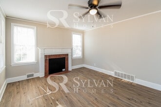 922 Charleston Hwy in West Columbia, SC - Building Photo - Building Photo