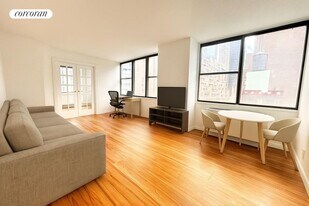 301 E 45th St in New York, NY - Building Photo