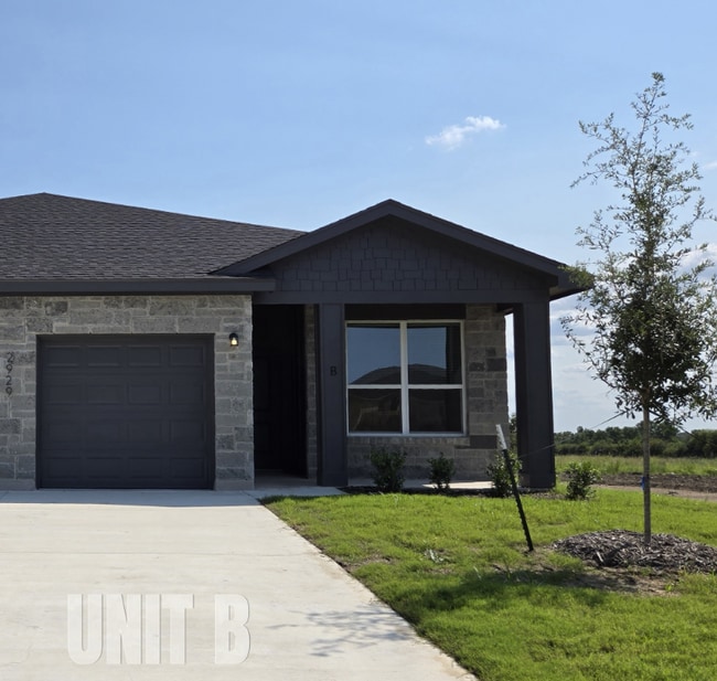 2929 Quail Rdg Ln