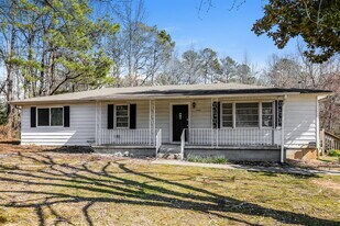3995 Sandy Hill Rd in Buford, GA - Building Photo