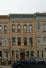 319 Menahan St in Brooklyn, NY - Building Photo - Building Photo