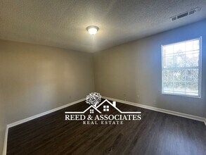 4355 Cleopatra Dr in Memphis, TN - Foto de edificio - Building Photo